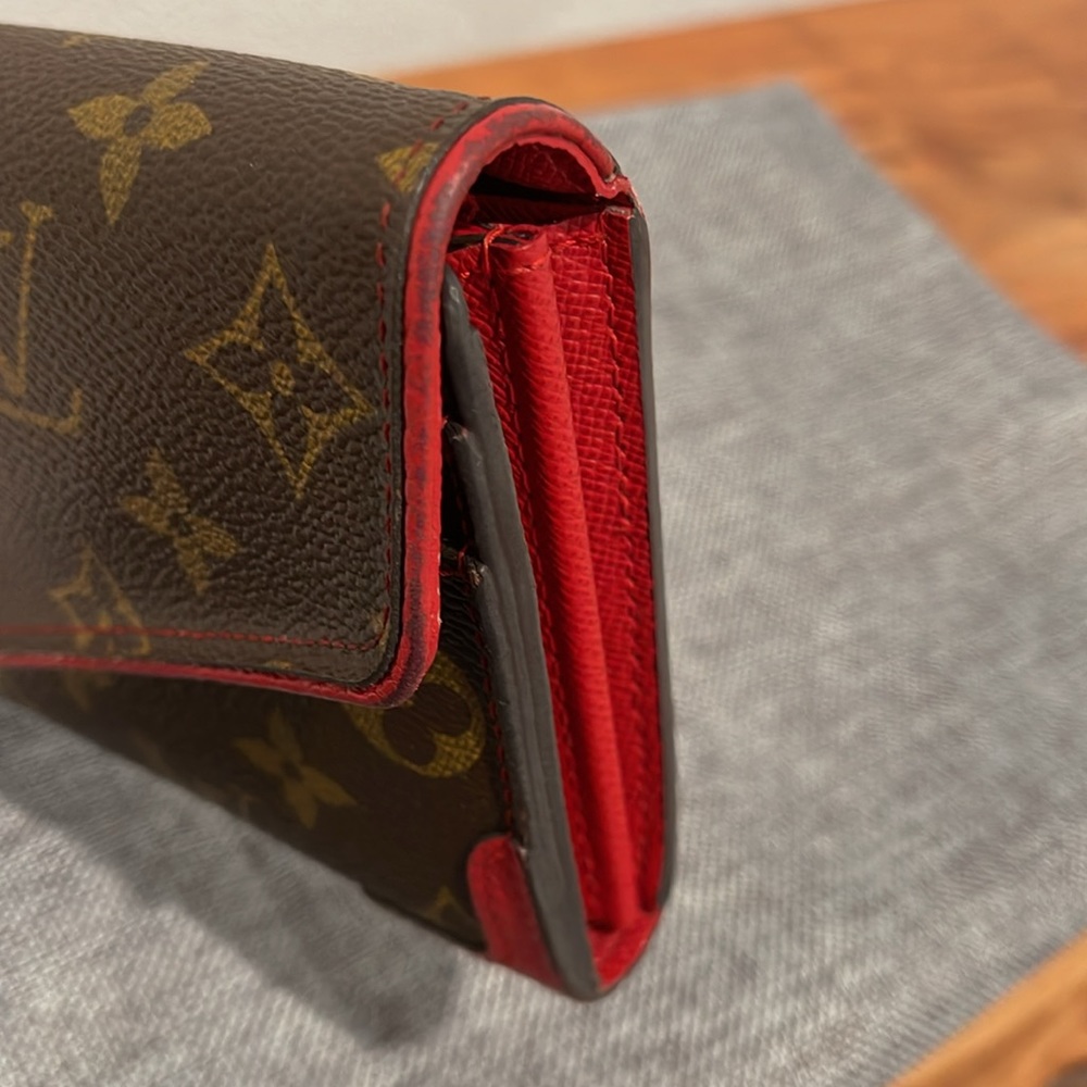 01. LOUIS VUITTON Sarah Retiro Monogram Canvas Wallet Brown/Cerise - Picture 13 of 16